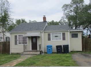 1705 Hollins Rd NE, Roanoke, VA 24012