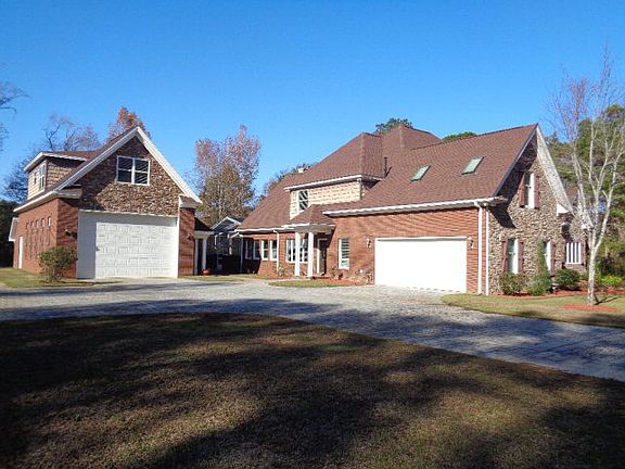3rd image of 120 Olympia Dr