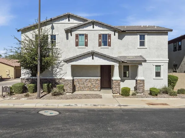36 E CONSTITUTION Drive, Gilbert, AZ 85296