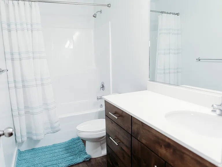 318 E 1850 N #15 — Photo 10