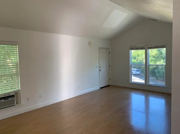 249 W 6th St, Santa Rosa, CA 95401