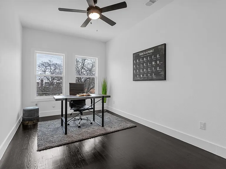 407 Dubois Ave — Photo 23