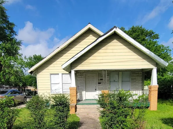 2703 Cochran St, Houston, TX 77009