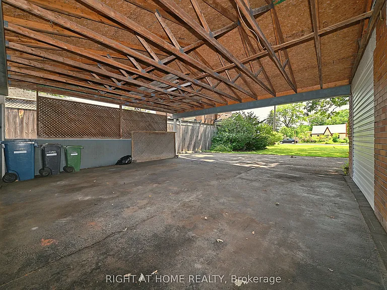 210 Speedvale Ave E #2 — Photo 4