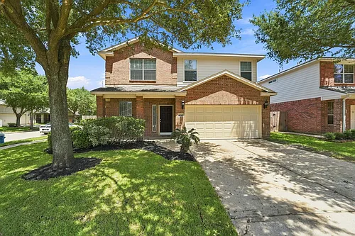 16726 Vivian Point Ln Photo 1