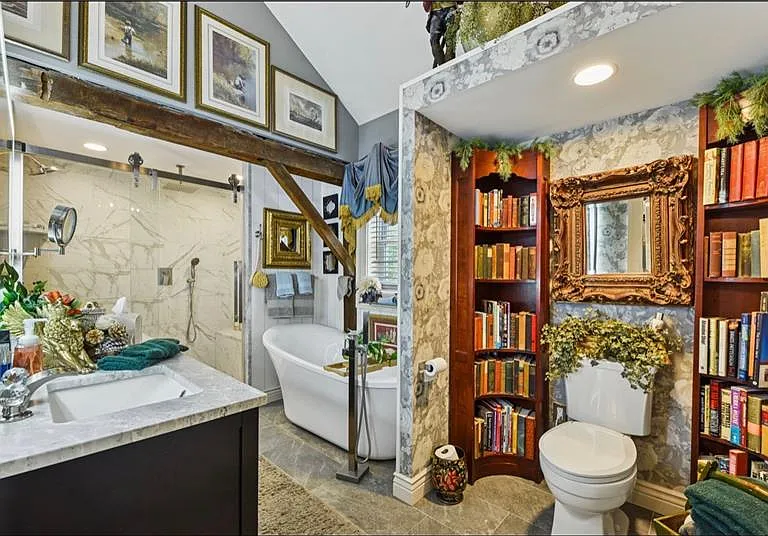292 W Mill Rd #B — Photo 4