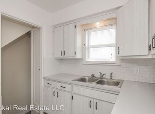 9403 Beech Ave, Brooklyn, OH