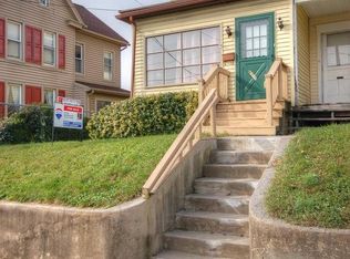 693 State St, Lemoyne, PA 17043