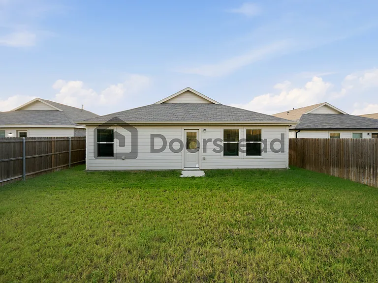 1213 Wildflower St — Photo 29