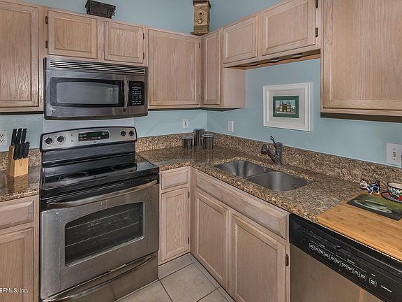 5th image of 211 Colima Ct Unit 1133