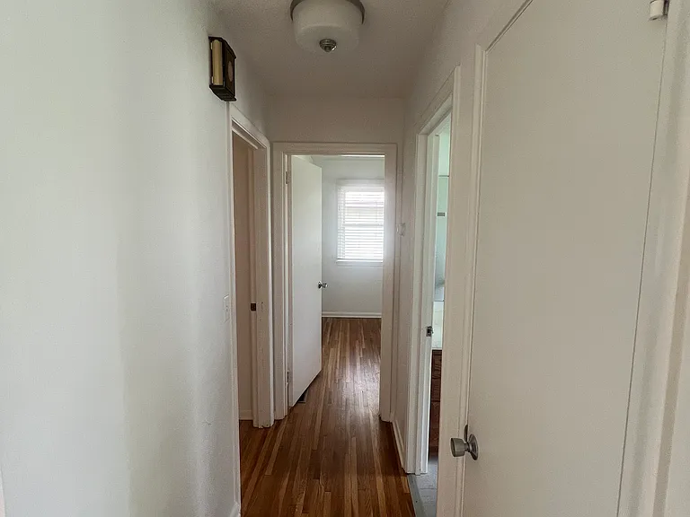 8507 Penn Cir — Photo 16