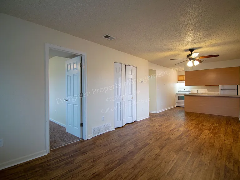 2147 27th Avenue Ct — Photo 9