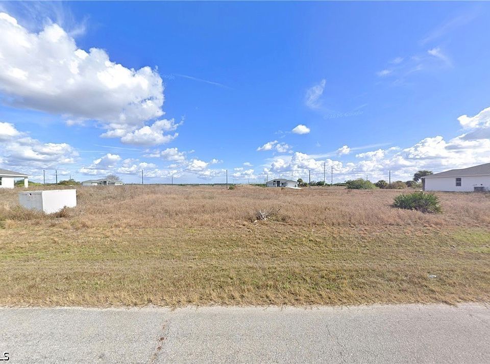 1st image of 555 David Cir