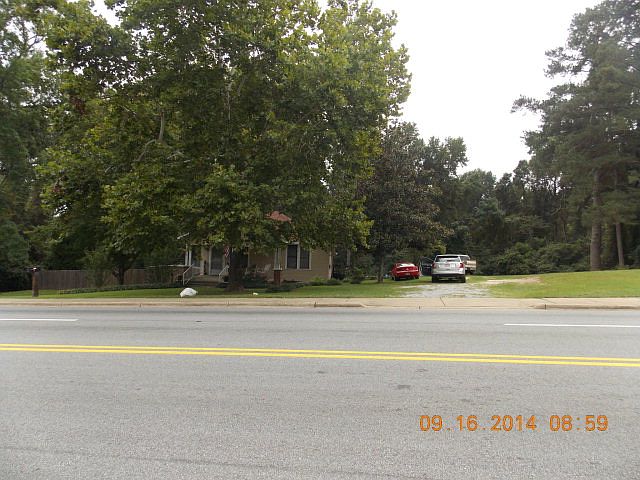 2nd image of 1248 Floyd Rd