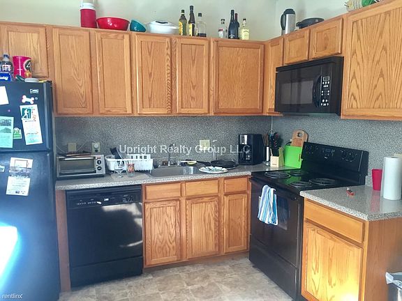 82 Robbins St. #1 Waltham Unit Photo 2