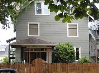 5038 17th Ave NE #8, Seattle, WA 98105