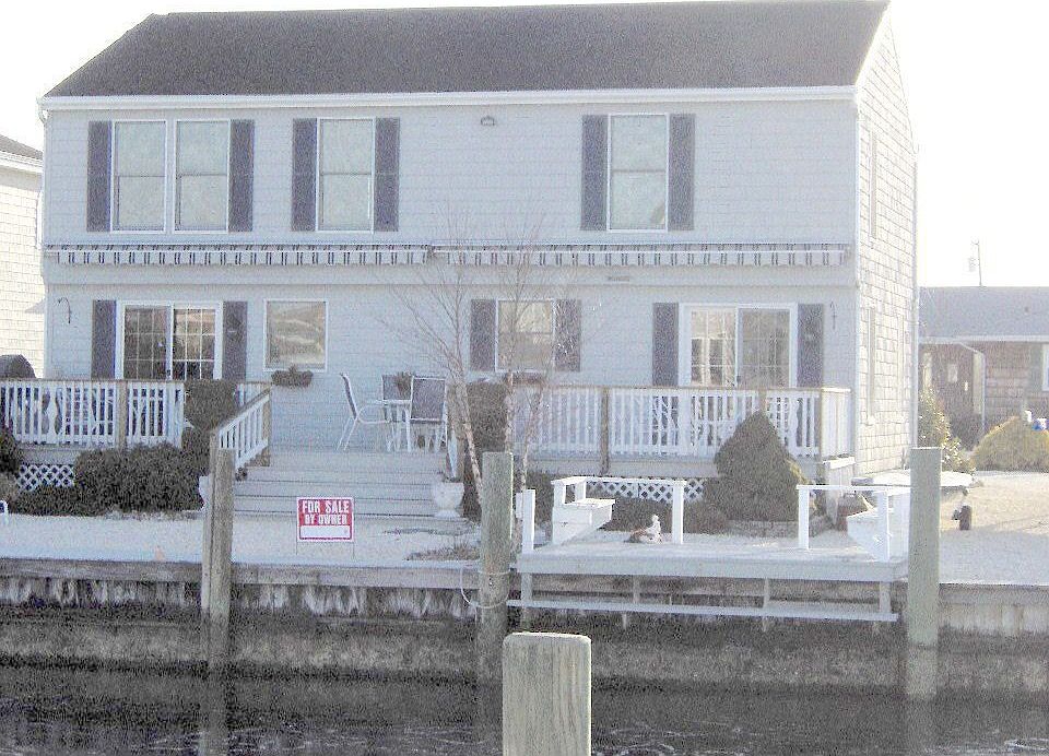 rear with bay views