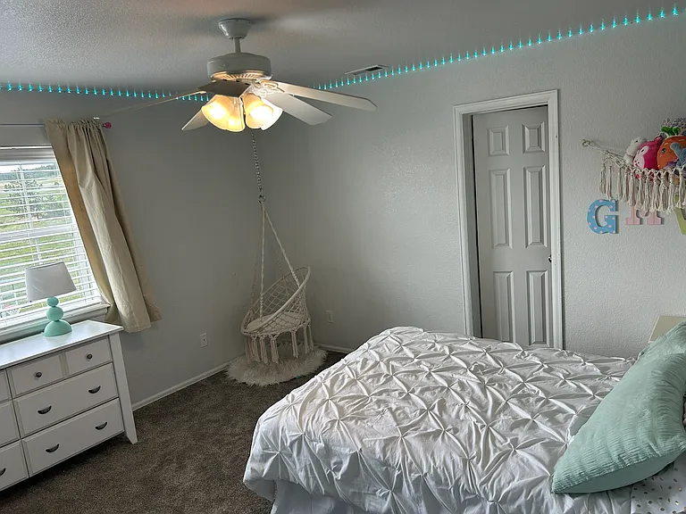 Upstairs Bedroom with 2 walk in closets and Jack n Jill Bathroom