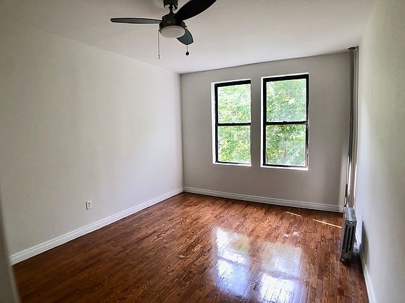 4th image of 184 Nagle Ave #B2