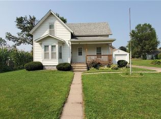 1516 Estella St, Perry, IA 50220