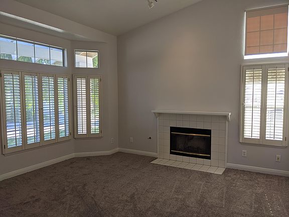 4th image of 27147 Sanford Way