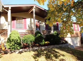 4347 Canyonside Ln, Saint Louis, MO