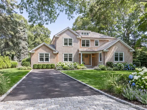 29 Lynn Ave, Hampton Bays, NY 11946