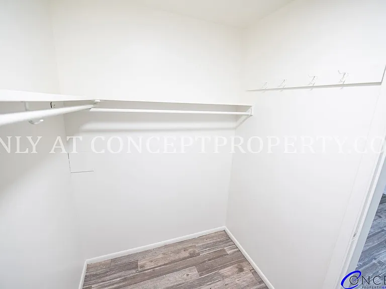 132 E 2nd Ave — Photo 86