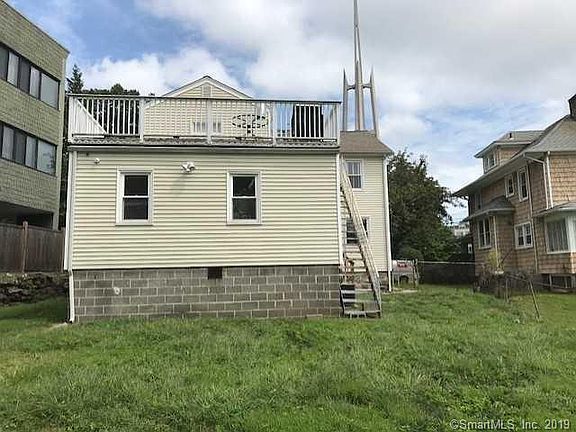4th image of 1172 Bedford St