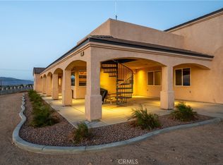 23053 Roundup Way, Apple Valley, CA 92308