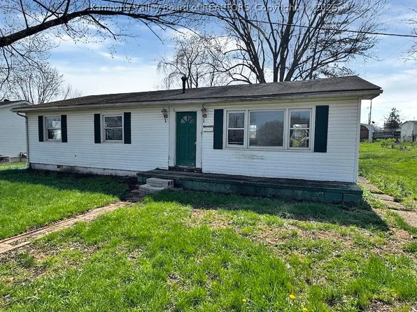 2957 Shank Ave, Hurricane, WV 25526