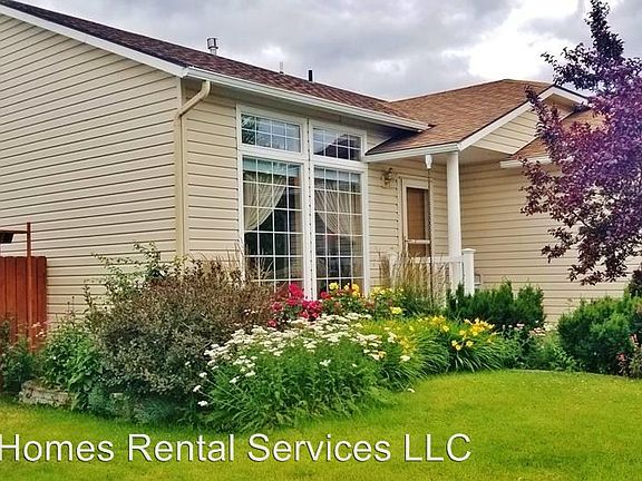 3rd image of 424 N Blandwood Ct