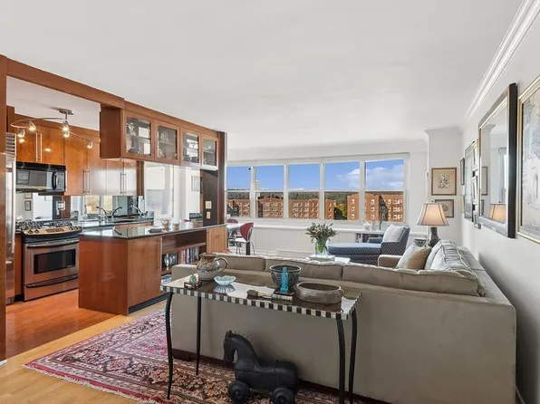 555 Kappock St APT 17G, Bronx, NY 10463