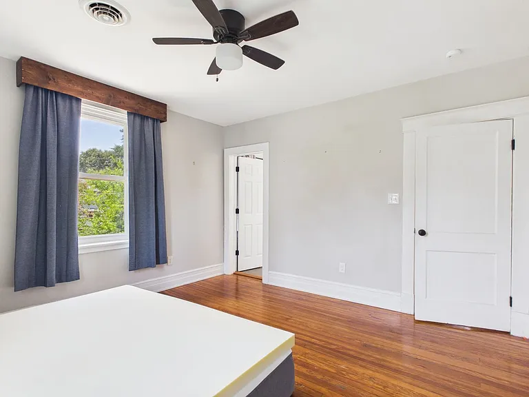 3302 Garland Ave — Photo 24