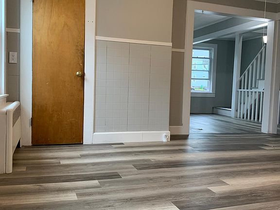4th image of 117 Tolles St #2-A