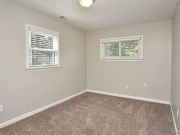 28057 Brentwood St — Photo 8