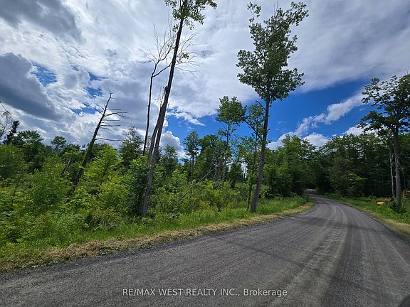 3rd image of 507 Black River Rd