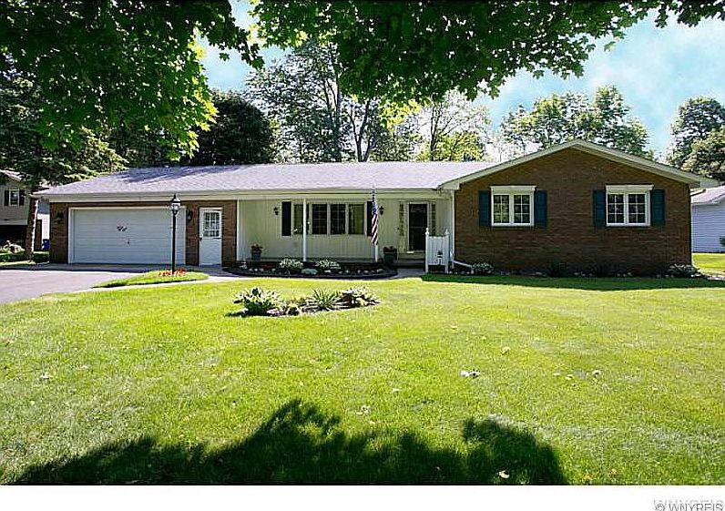 1st image of 183 Glendale Ter