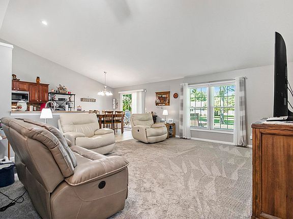 5th image of 58087 Heritage Pointe Dr