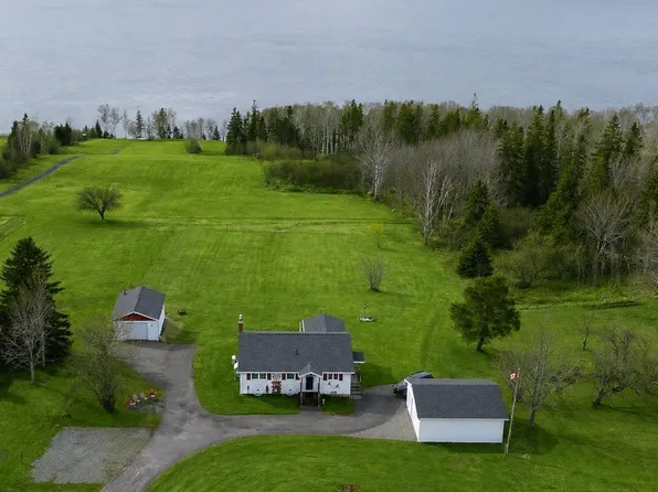 868 Highway 105, Boularderie East, NS B1X 1J5