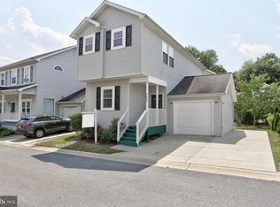 7665 Bluff Point Ln, Elkridge, MD 21075