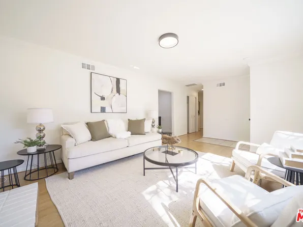 27431 Sycamore Creek Dr, Santa Clarita, CA 91354