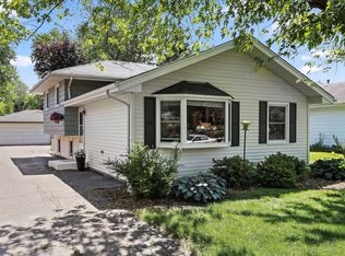 4013 N Adams St, Westmont, IL