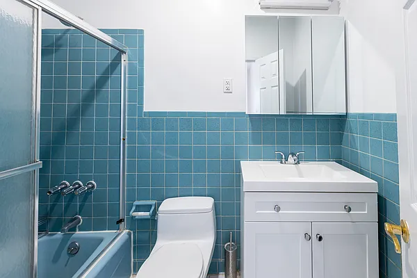 Rented by Keller Williams NYC | media 9