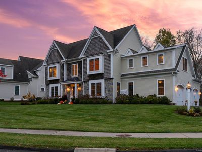 17 Cranbrook, West Hartford, CT, 06117