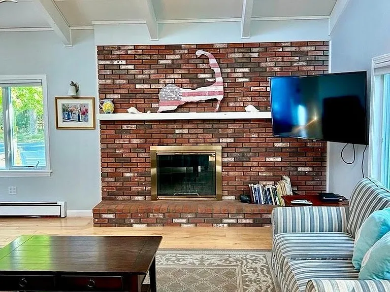 80 Salt Box Rd #1 — Photo 3