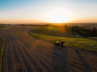 481 Starveout Rd, Dayton, WA 99328