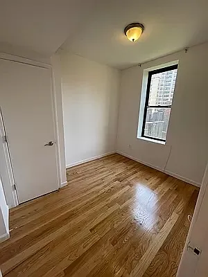 Rented by Corcoran | media 10