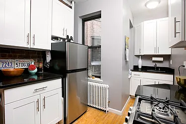 Rented by (Legacy) Elegran