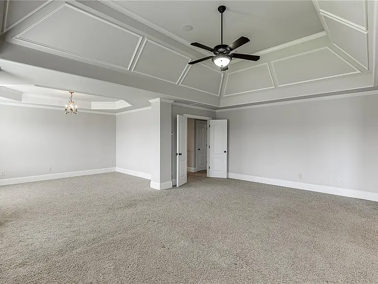 4612 Grandview Pkwy — Photo 45